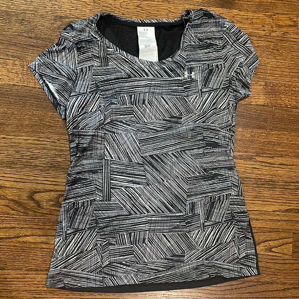 NWT UA Workout top